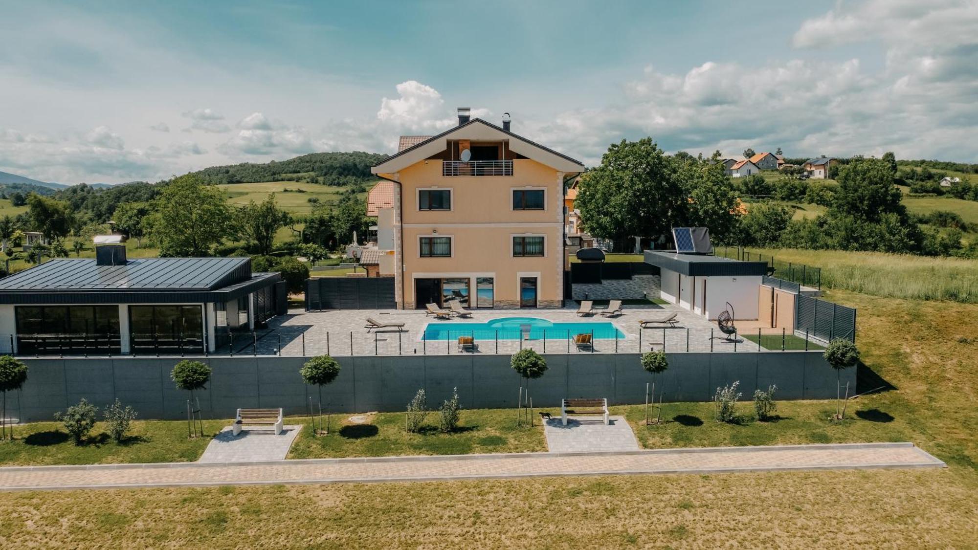 Villa Lamija Bihać Esterno foto